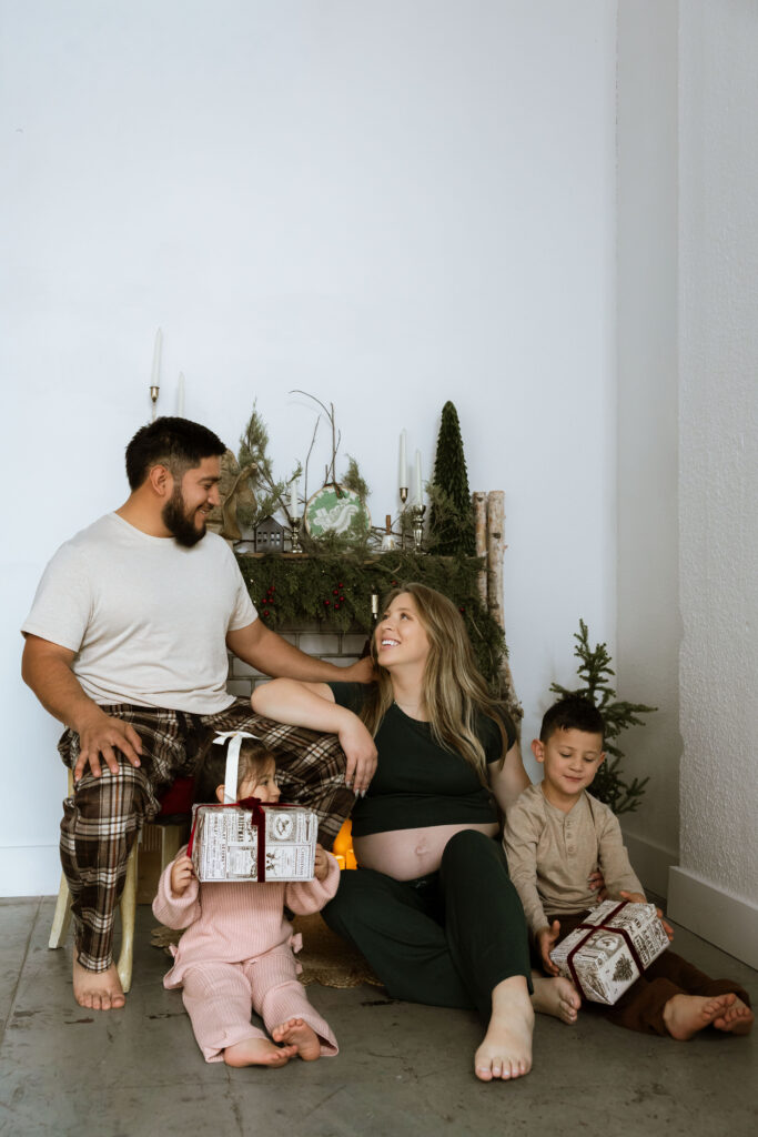 Cozy studio Christmas photo session with family at Urban Studios in Springfield Missouri