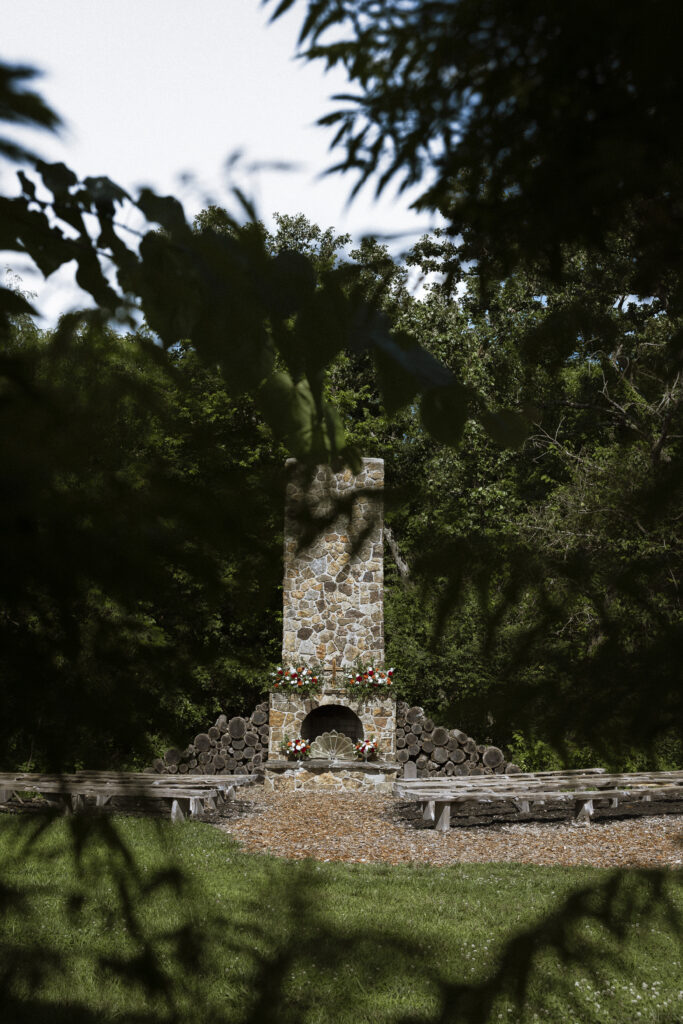 Juniper Gardens Wedding Venue located in Fair Grove, Missouri Photographed by Katey Sutton Photo