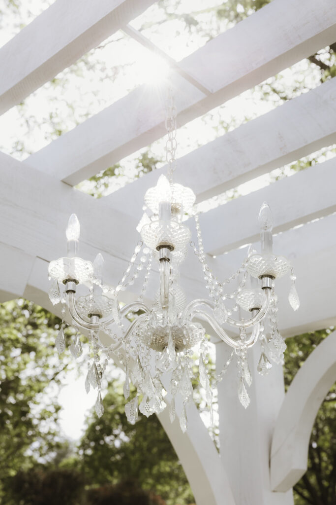 Wedding photography at Haseltine Estate in Springfield Missouri by Katey Sutton Photo