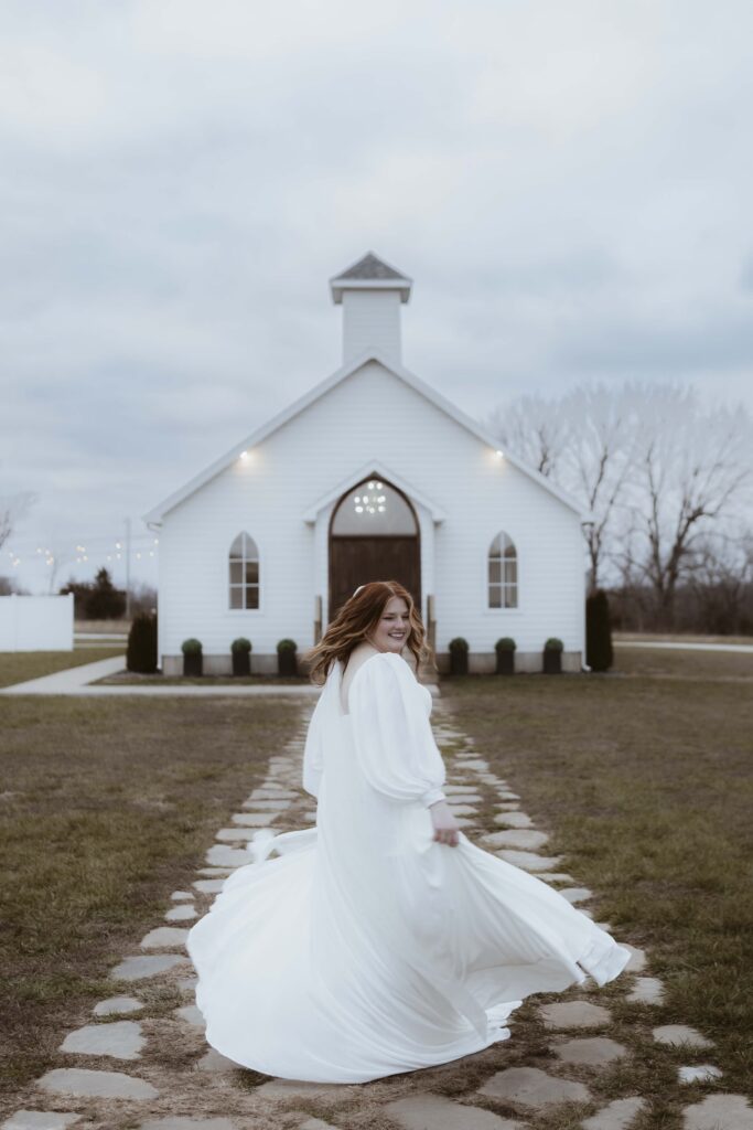 All-white Magnolia-inspired wedding venue near Springfield, Missouri