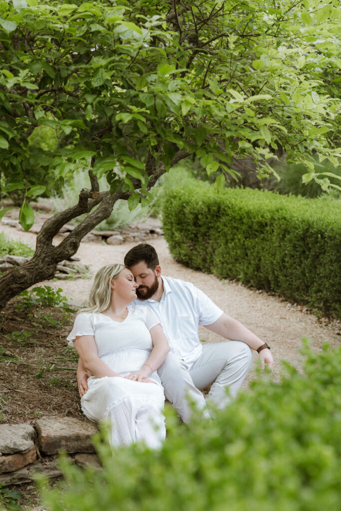 Outdoor engagement photos at Nathanael Greene Park Springfield MO